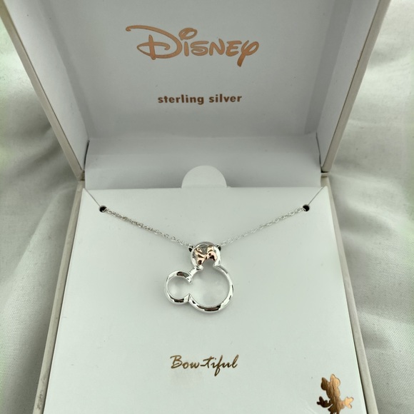 Disney Jewelry - Disney Minnie Mouse Necklace